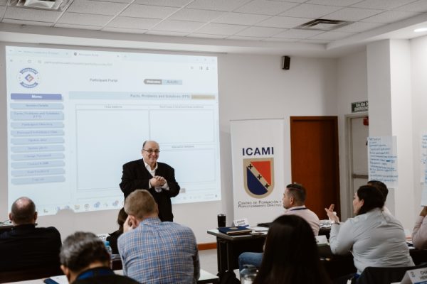 Liderazgo adaptativo